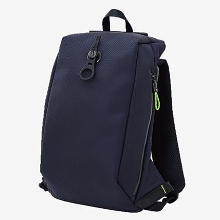 Compact daypack with Multiple interchangeable Clip